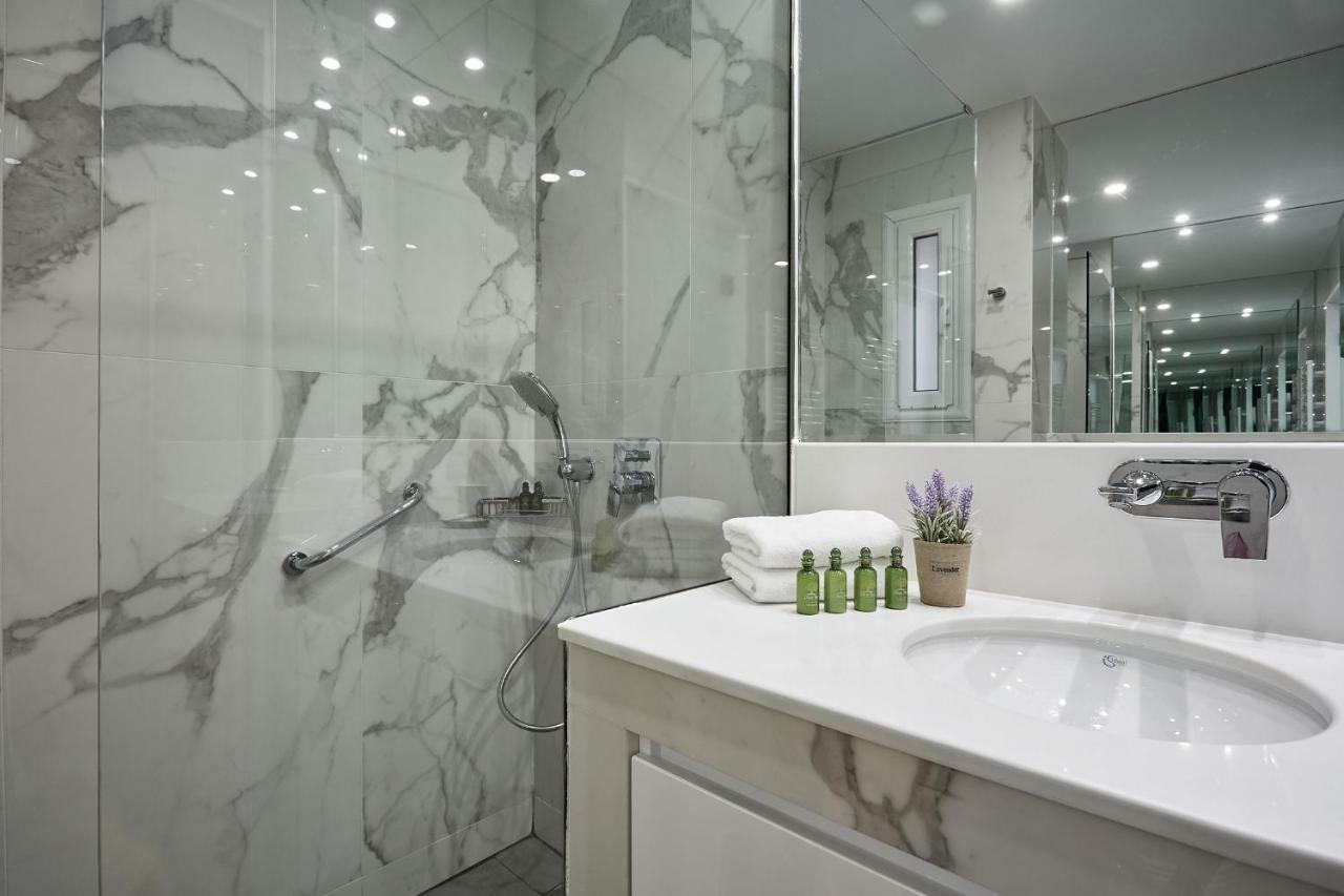 Luxurious Spacious Apt Next To Hilton Hotel Athene Buitenkant foto